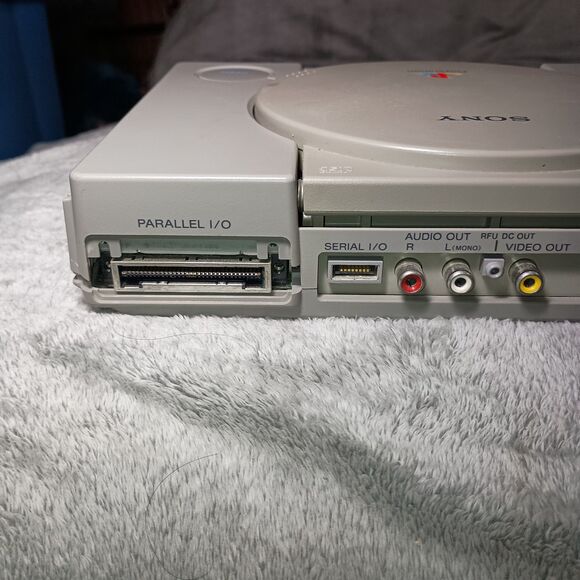 Sony PlayStation 1 PS1 SCPH-3000 Video Game Console Powers On For Parts - Picture 11 of 16